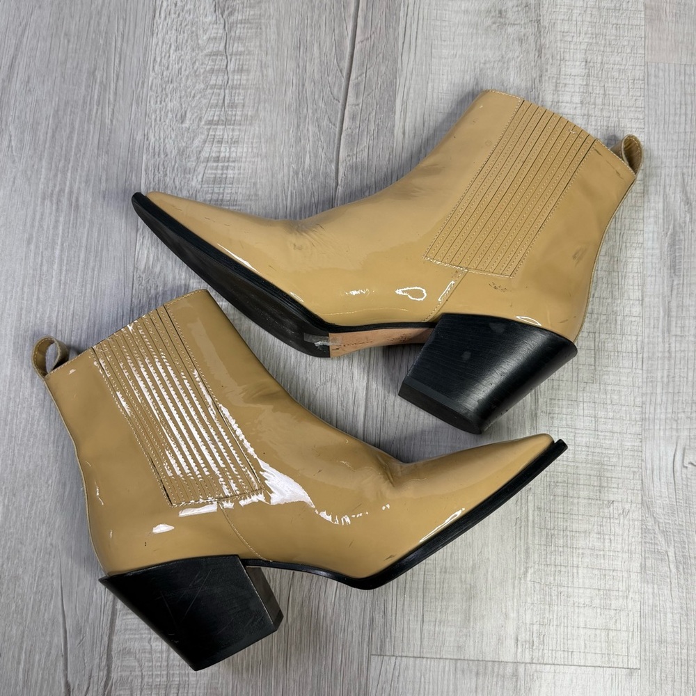 Aeyde Kate Beige Patent Leather Chelsea Boots Size 42 - Picture 9 of 13